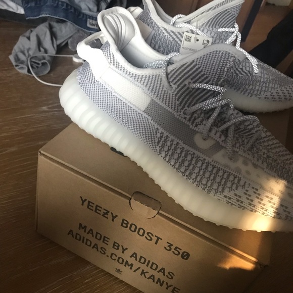 Yeezy 350 static V2 - Picture 6 of 6